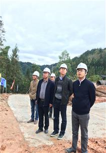 三江县副县长雷道理率队到易地扶贫搬迁项目视察