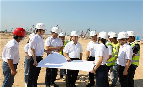 【大干一百天?服务到一线】覃振华：乘北部湾东风 扬奋进之帆